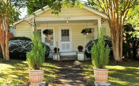 Brookhaven bungalow styled home with abundance of character and great location to match